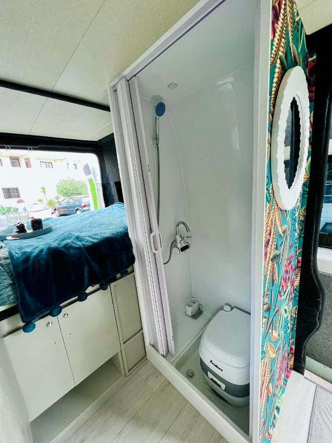 On Road- Feel Freedom With Campervan! Guincho  Eksteriør billede