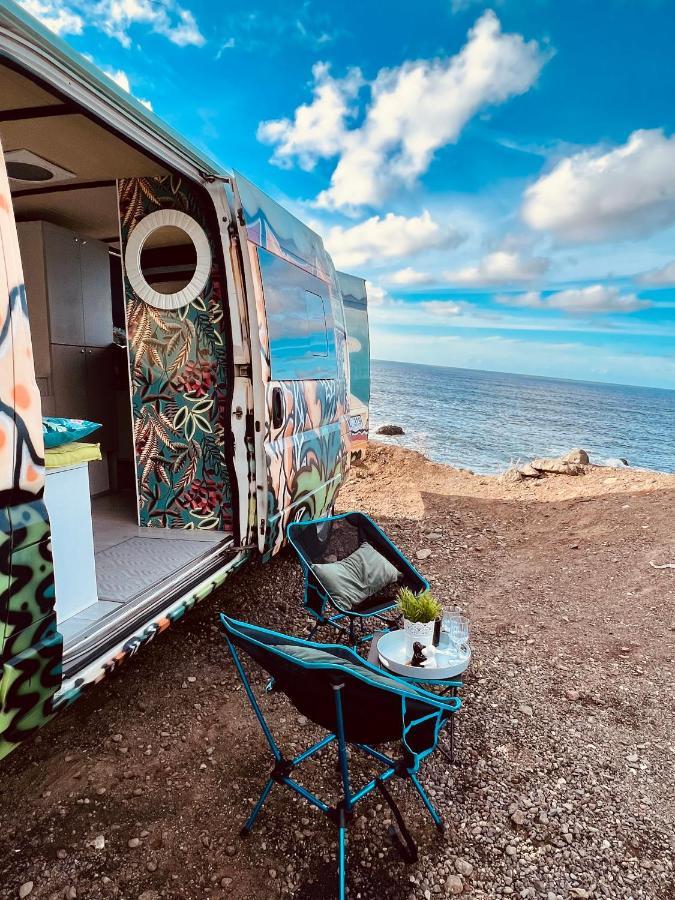 On Road- Feel Freedom With Campervan! Guincho  Eksteriør billede