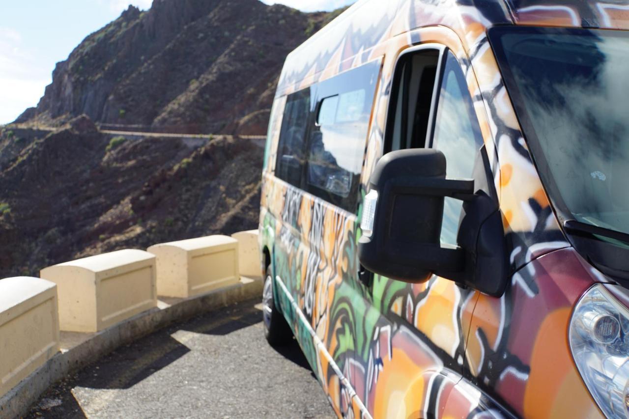 On Road- Feel Freedom With Campervan! Guincho  Eksteriør billede